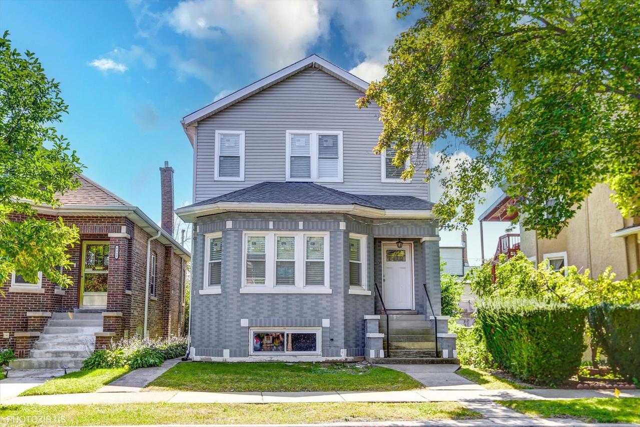 6444 27th St., Berwyn, IL 60402