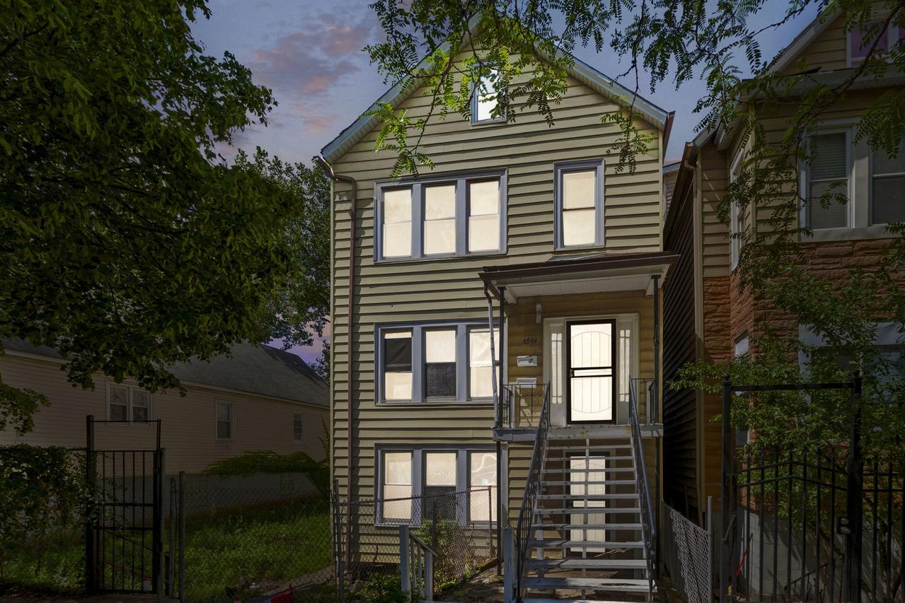 8942 S Baltimore Ave., Chicago, IL 60617