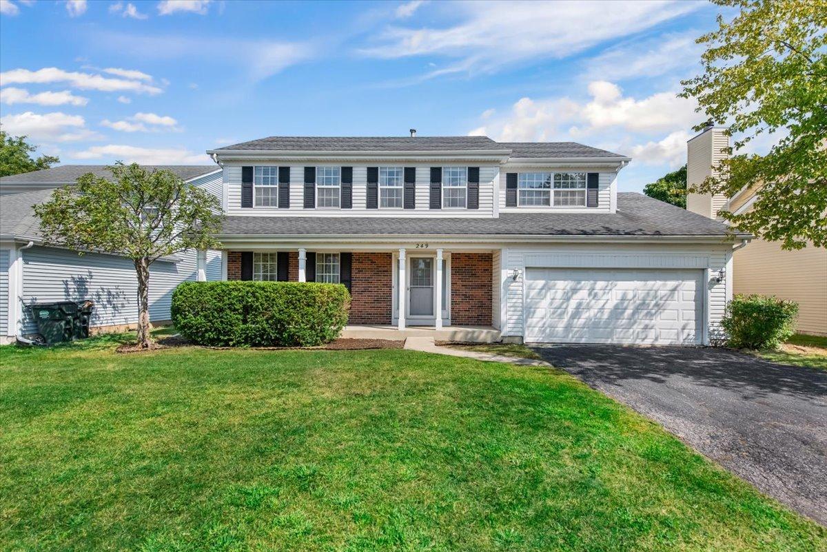 249 Stafford Dr., Mundelein, IL 60060