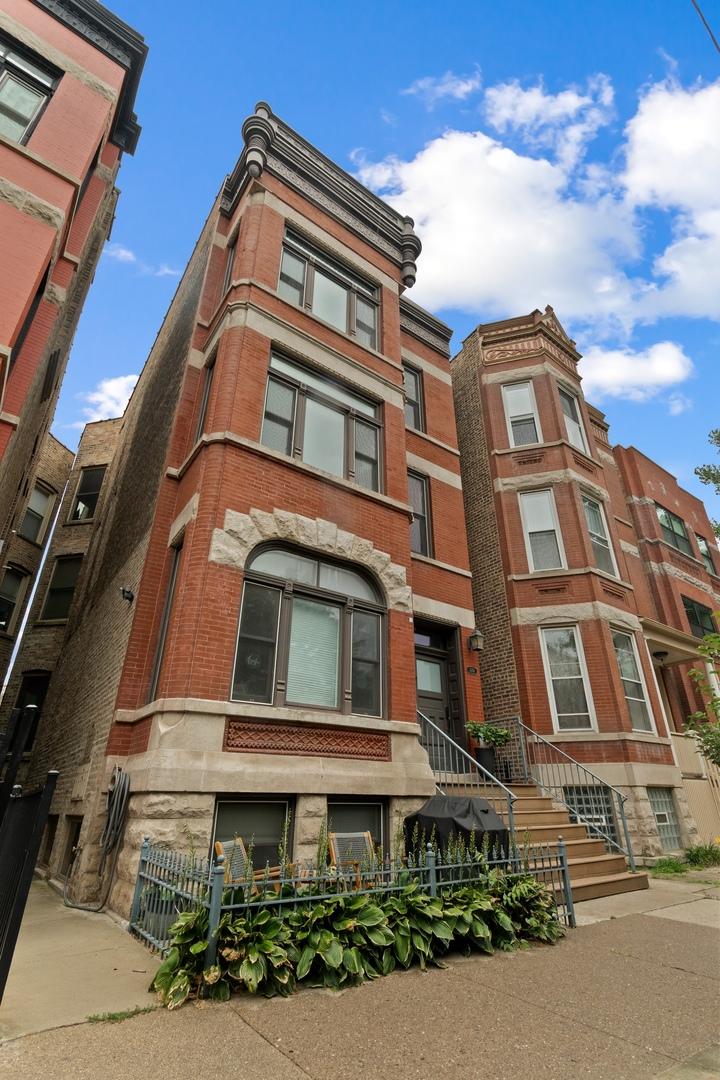 1118 N Wolcott Ave. #2W, Chicago, IL 60622