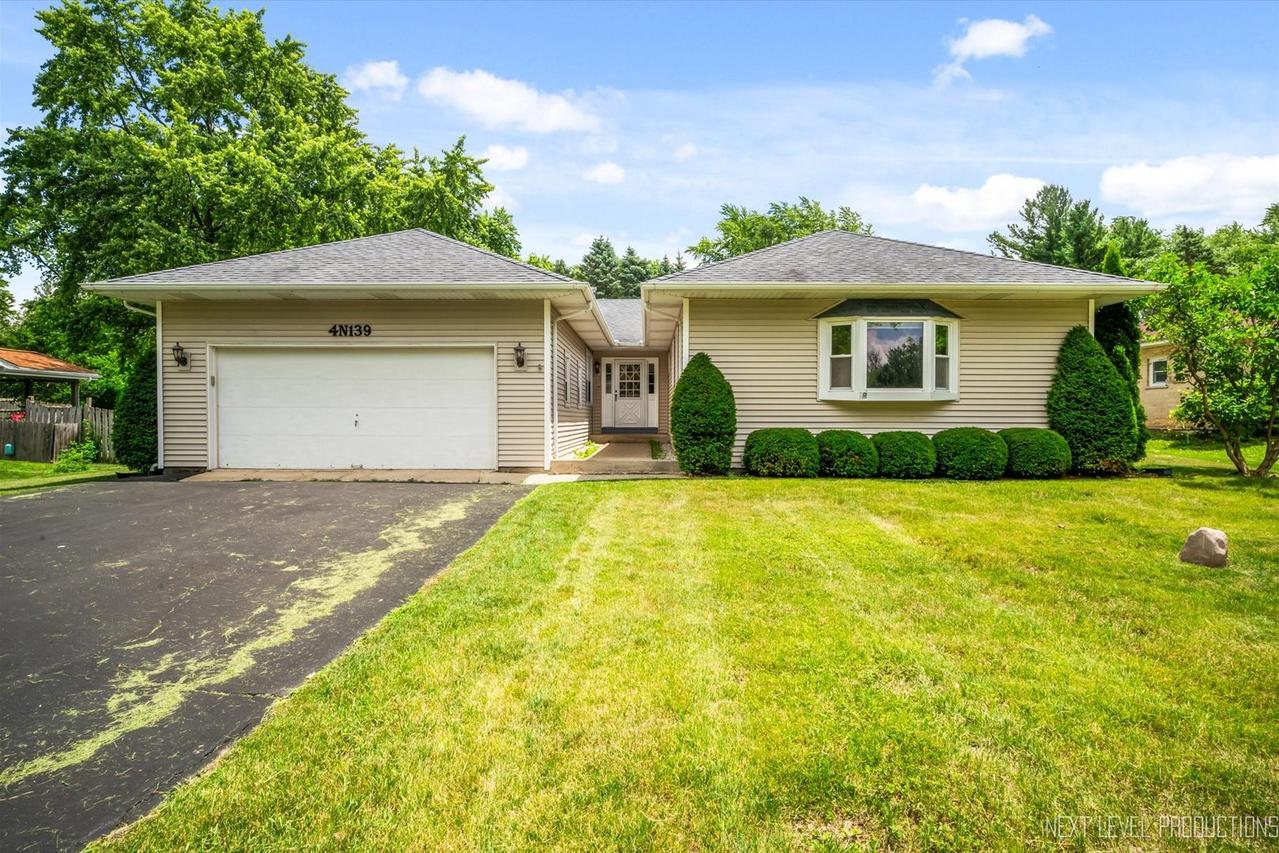 4N139 Norris Ave., West Chicago, IL 60185
