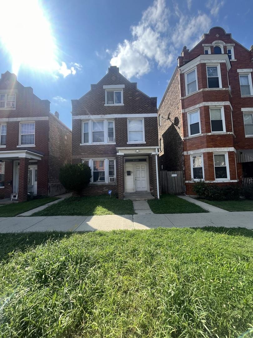 4140 S Albany Ave., Chicago, IL 60632