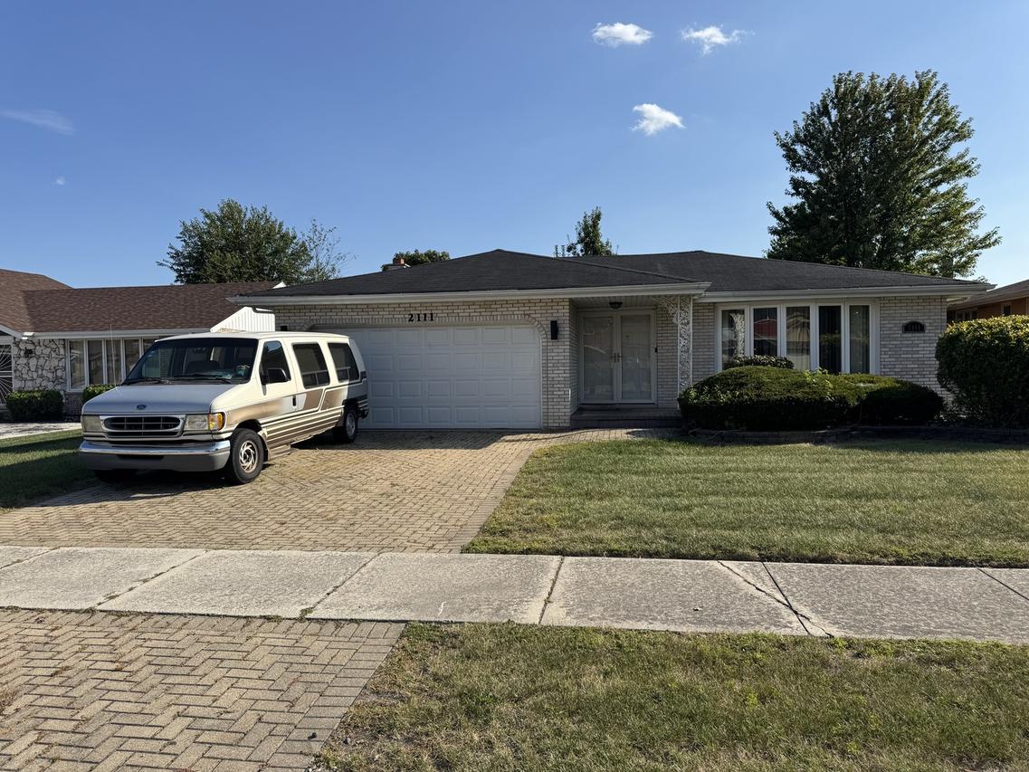 2111 E 172nd St., South Holland, IL 60473