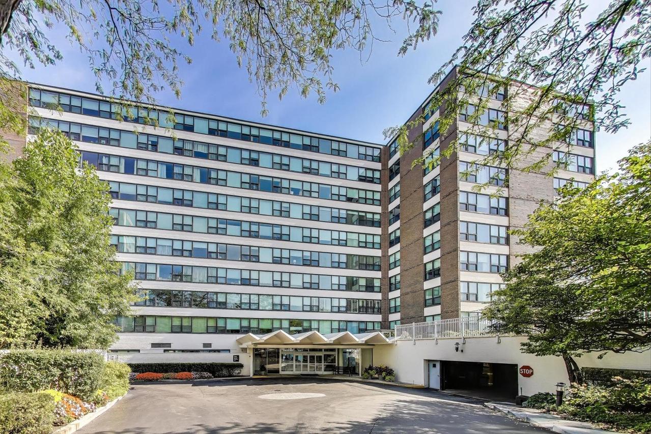 1616 Sheridan Rd. #9H, Wilmette, IL 60091