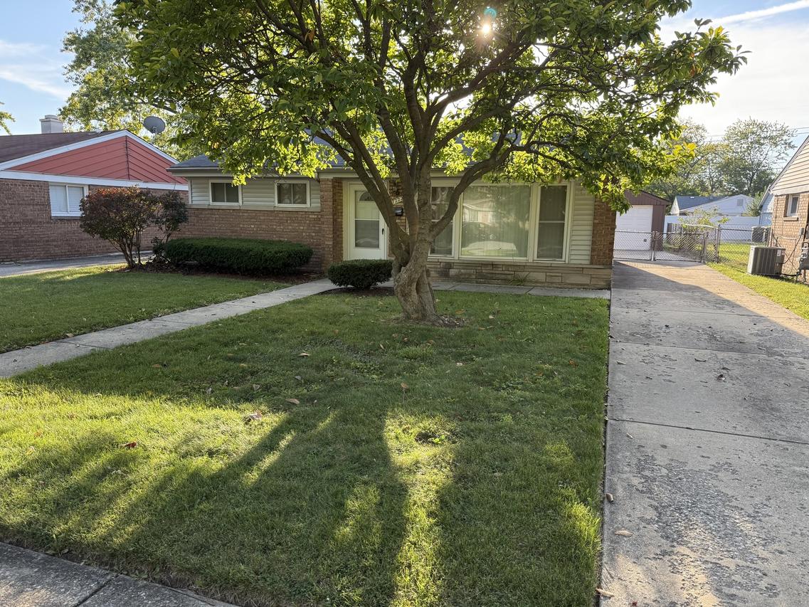 [Address Hidden by Seller], Lansing, IL 60438