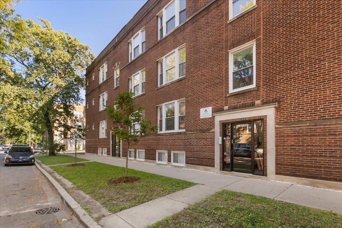 3107 W Argyle St. #3, Chicago, IL 60625