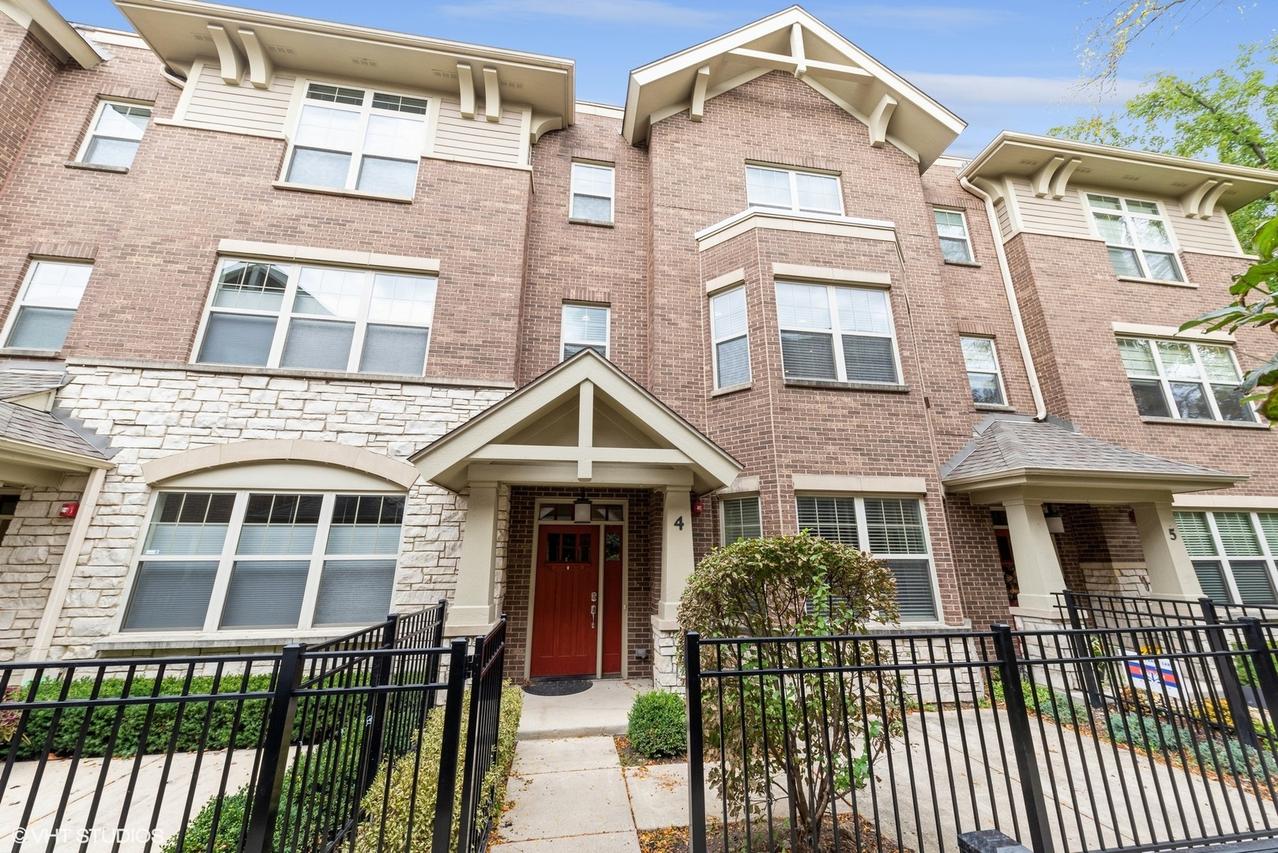 311 S Northwest Hwy. #4, Park Ridge, IL 60068