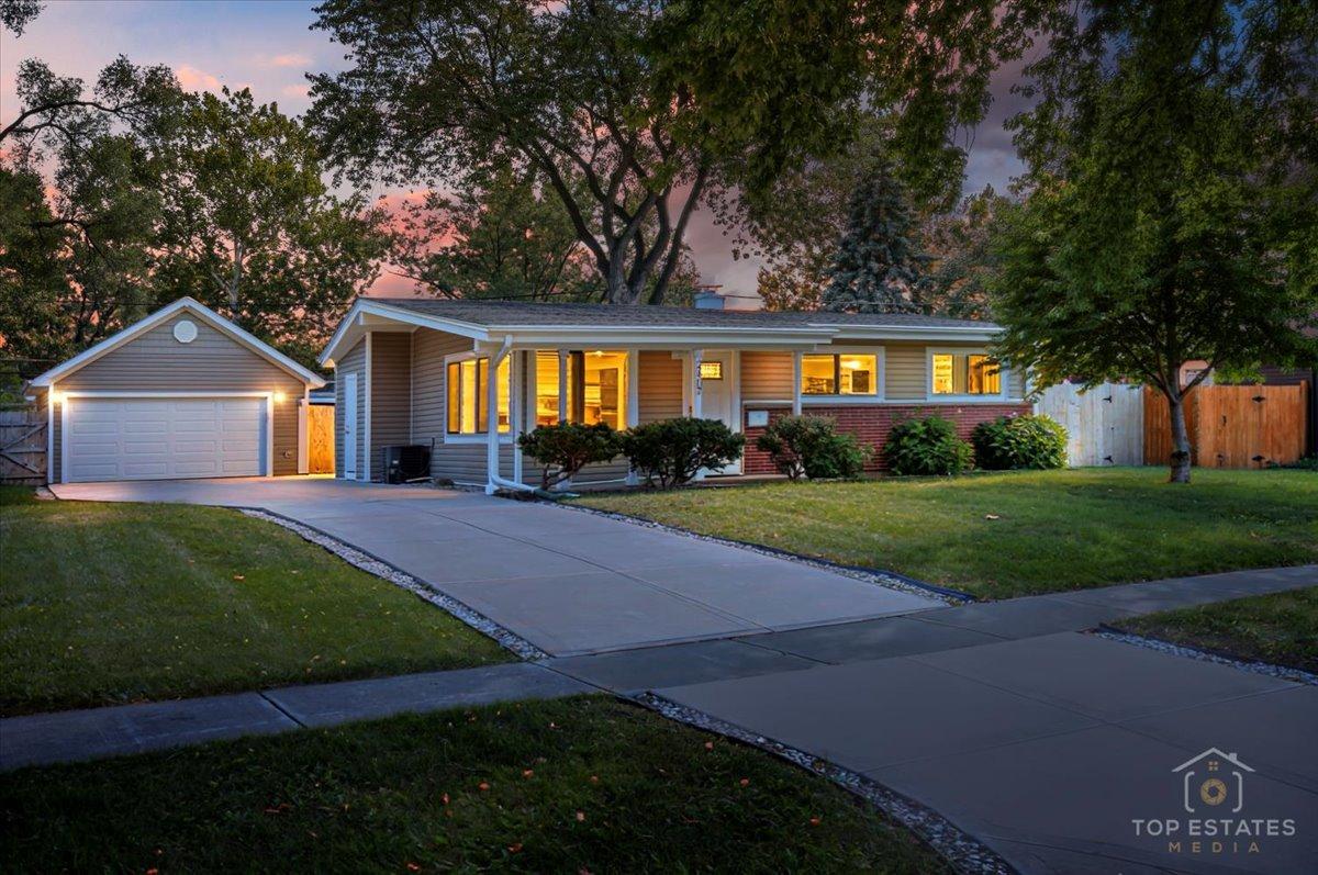 2807 Martin Ln., Rolling Meadows, IL 60008