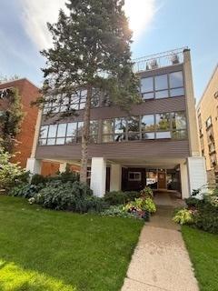 2726 Central St. #3D, Evanston, IL 60201