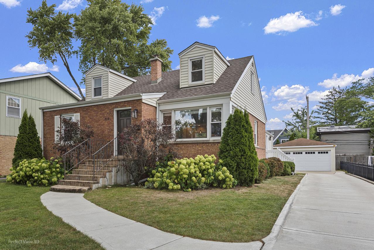 315 Lincoln St., Glenview, IL 60025