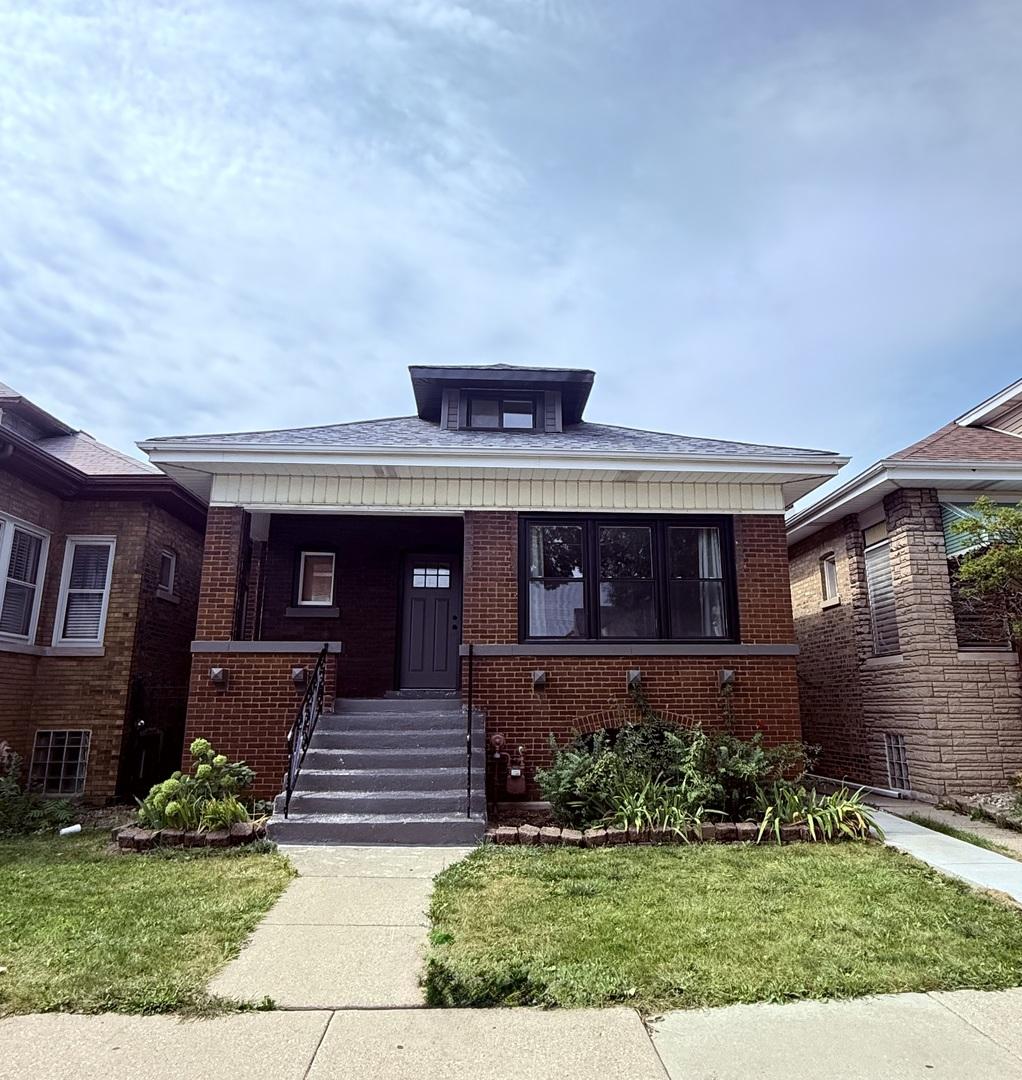2922 N Kilpatrick Ave., Chicago, IL 60641