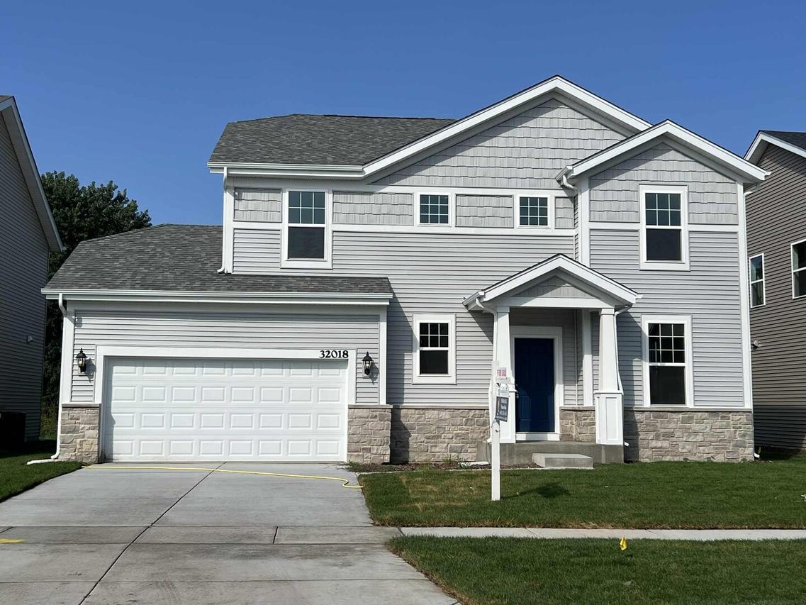 32018 Savannah Dr., Lakemoor, IL 60051