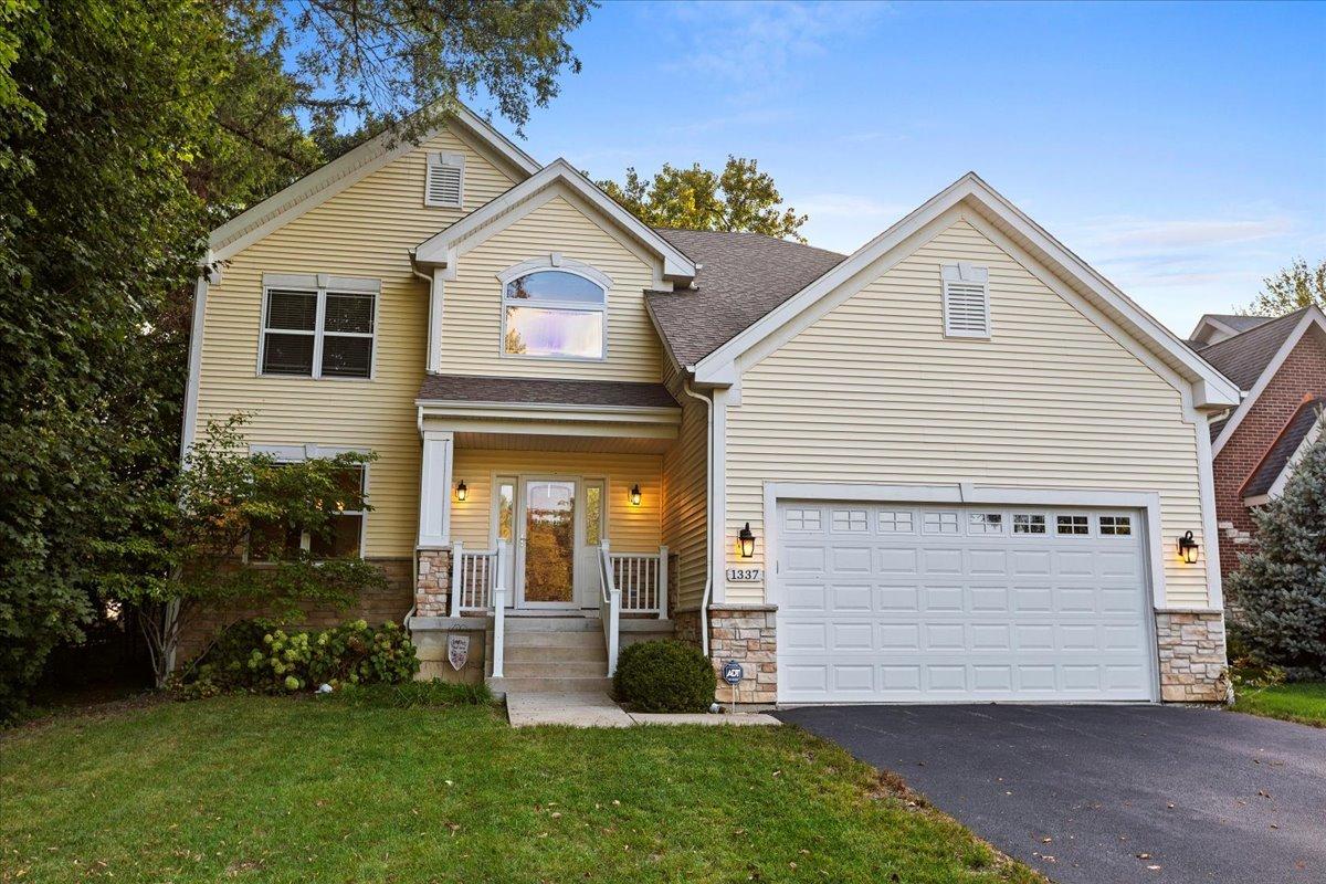 1337 N Portage Ave., Palatine, IL 60067