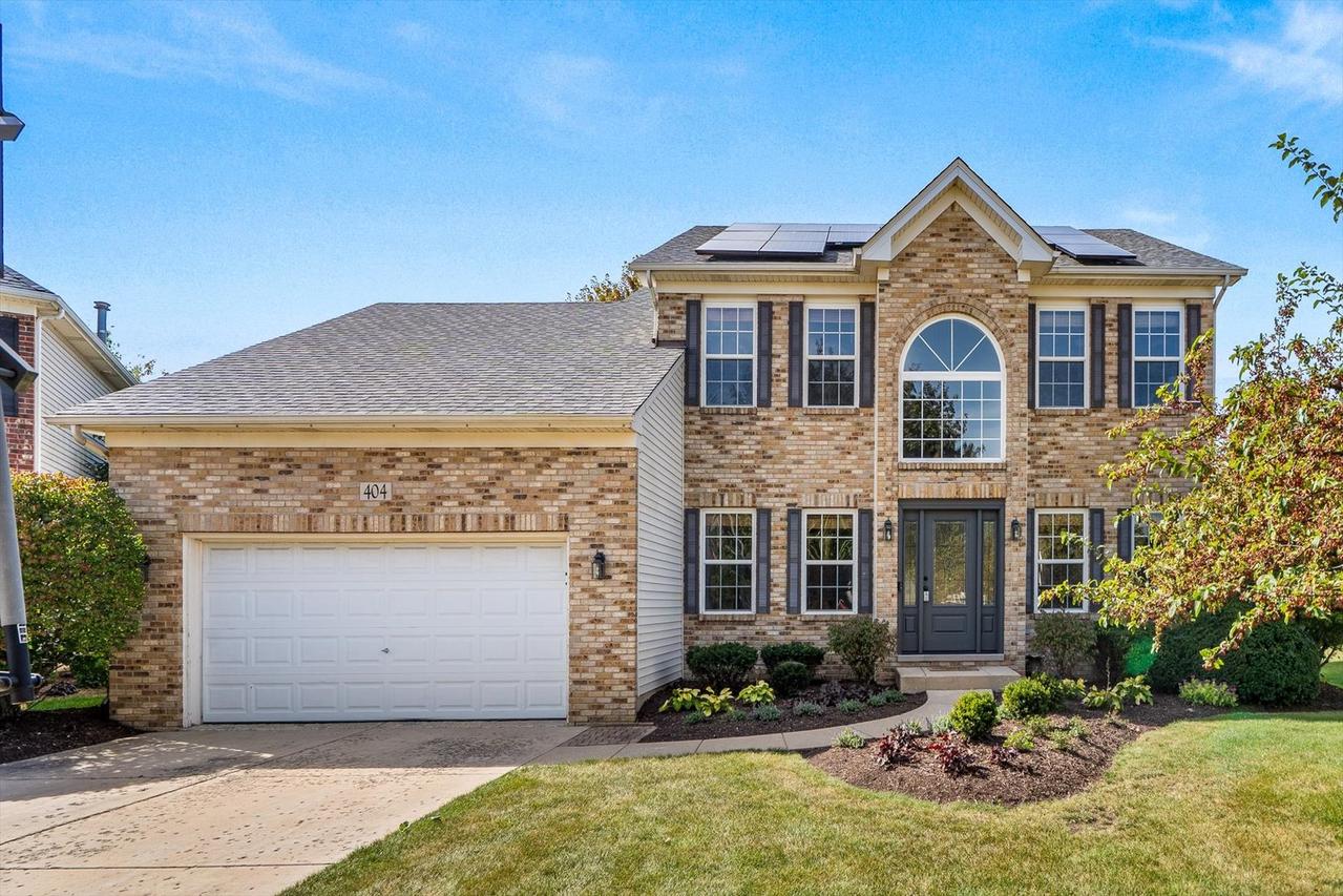 404 Kent Ct., Oswego, IL 60543