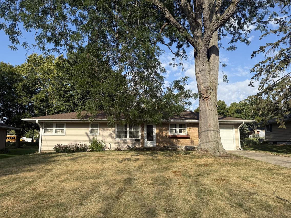 507 Ash Ave., Morrison, IL 61270