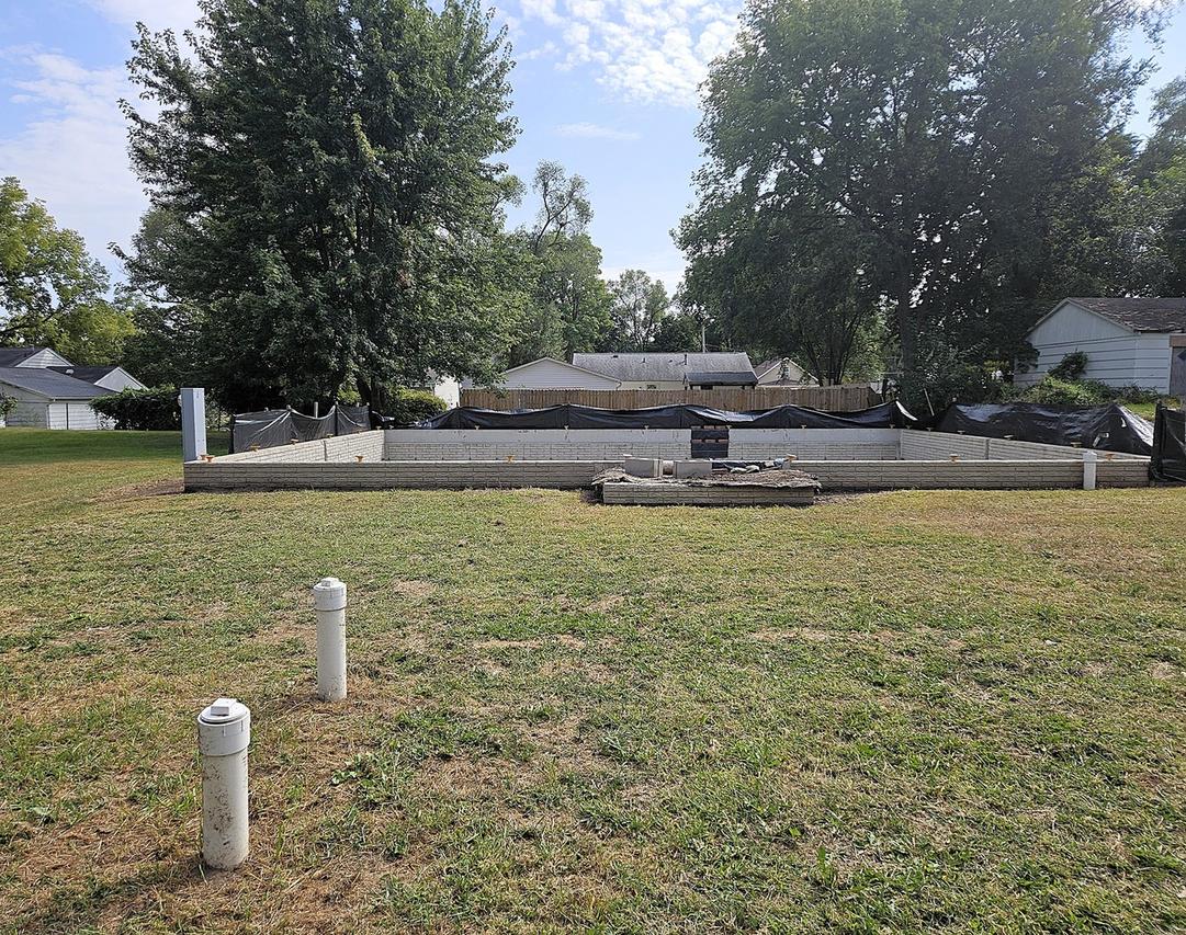 306 E 12th St., Rock Falls, IL 61071