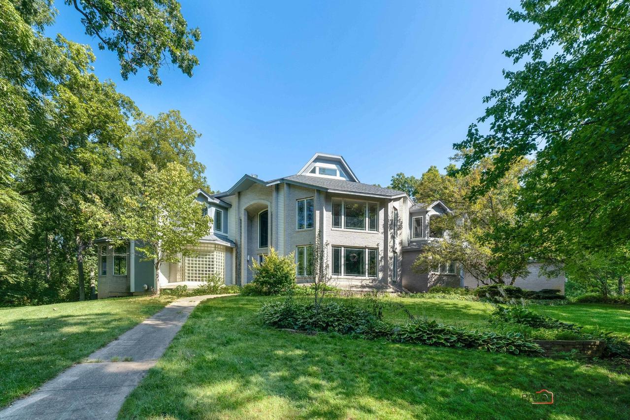 14120 Jankowski Rd., Woodstock, IL 60098
