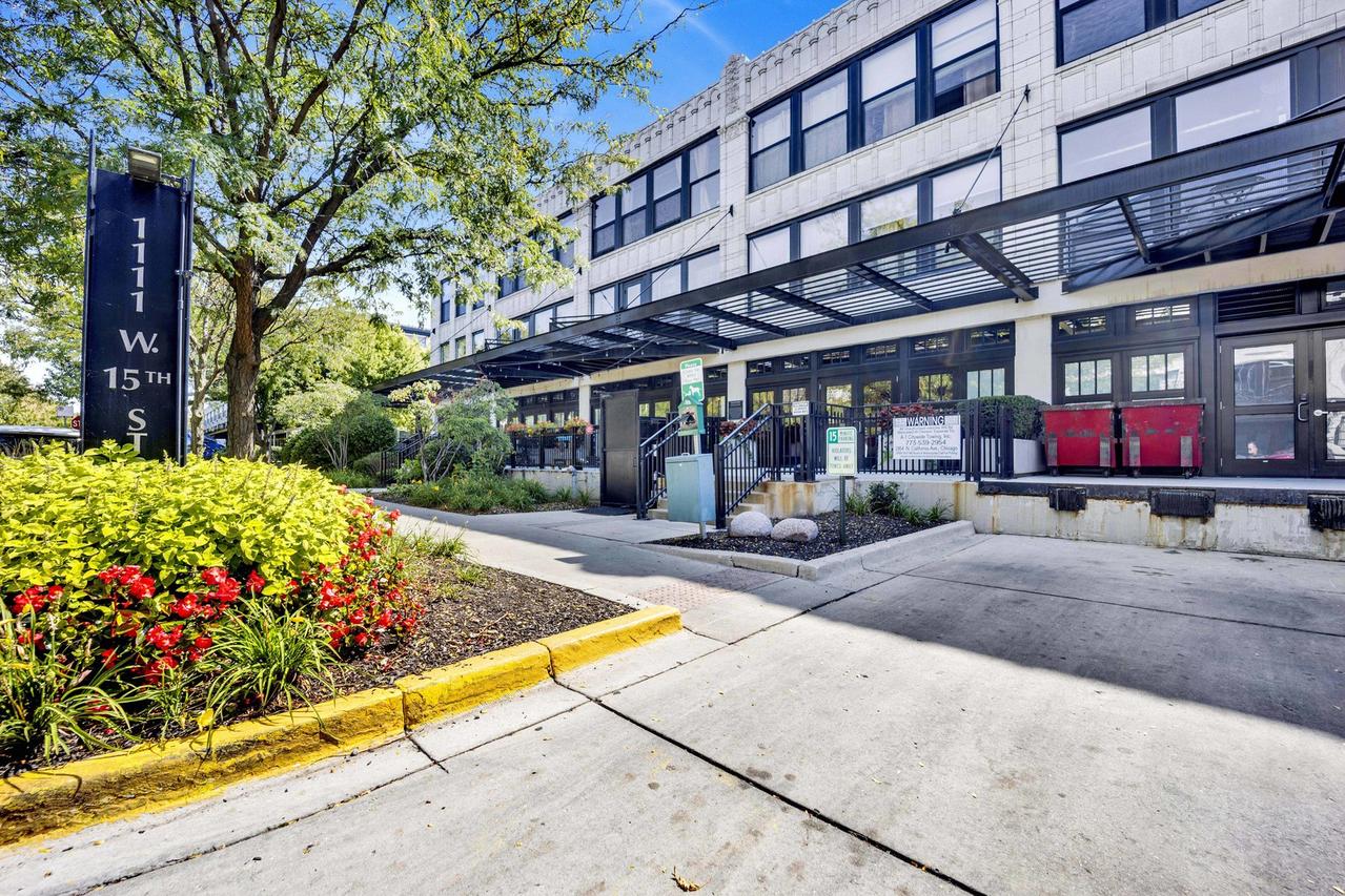1111 W 15th St. #123, Chicago, IL 60608