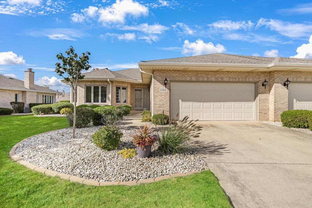 10816 Kimberly Ln. #48, Orland Park, IL 60467