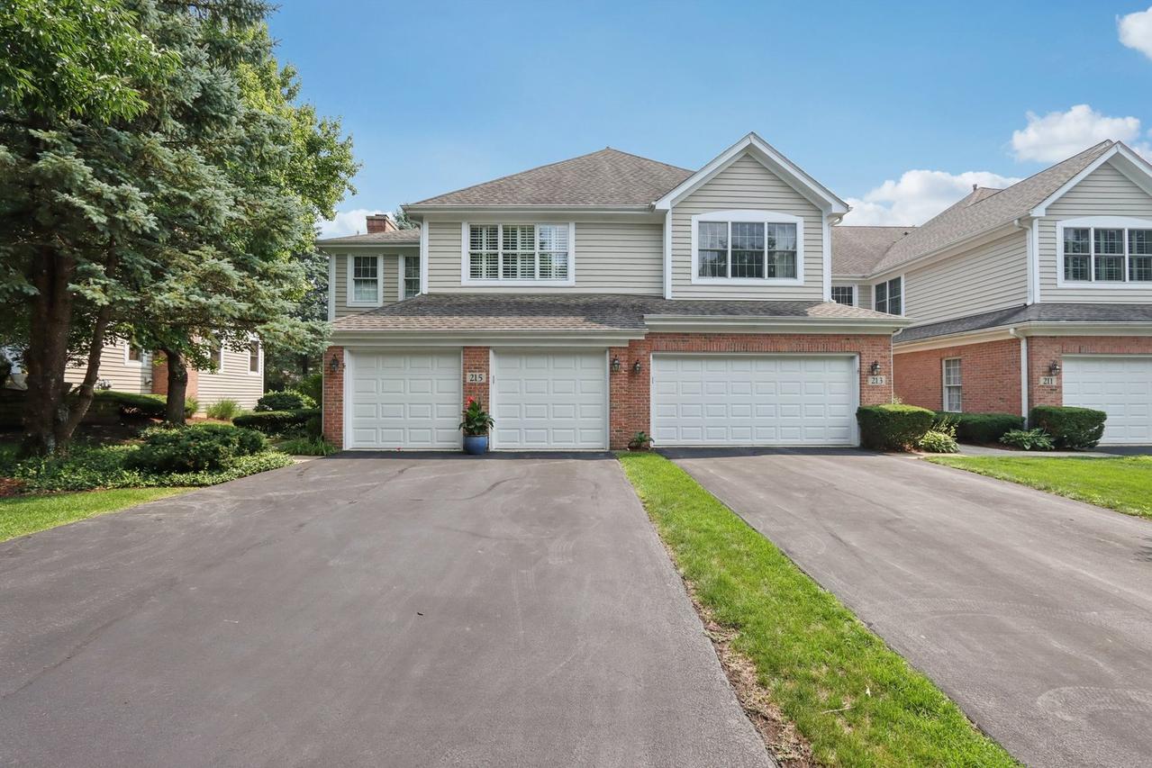 215 Orchard Ln., Glen Ellyn, IL 60137