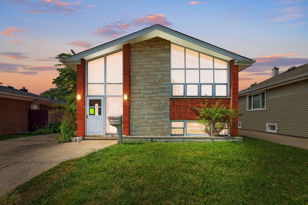 1410 N 34th Ave., Melrose Park, IL 60160