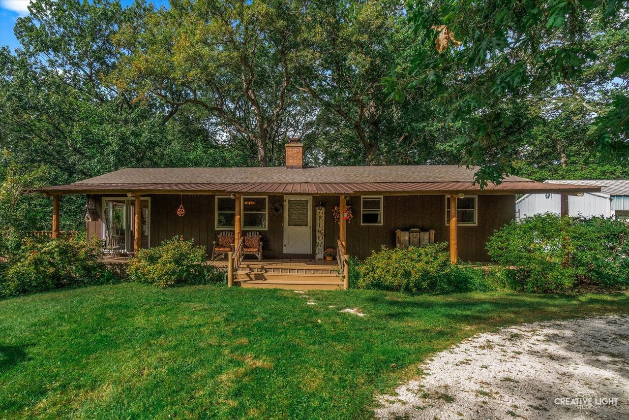 1231 Hartman Tr., Sandwich, IL 60548