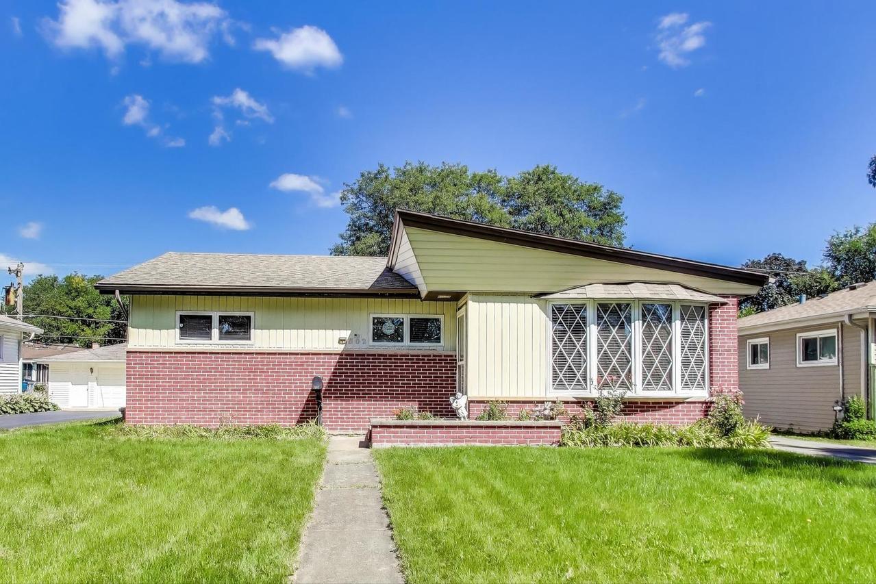 502 W Ronald Dr., Addison, IL 60101
