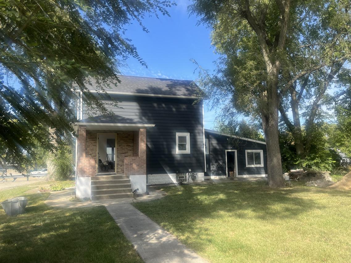 125 N 8th Ave., Kankakee, IL 60901