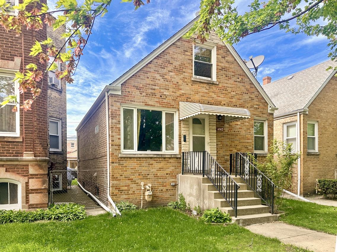 4942 N Kentucky Ave., Chicago, IL 60630