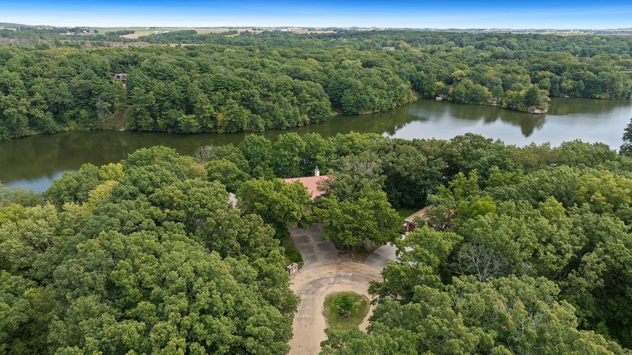 705 Rock Ct., Dixon, IL 61021