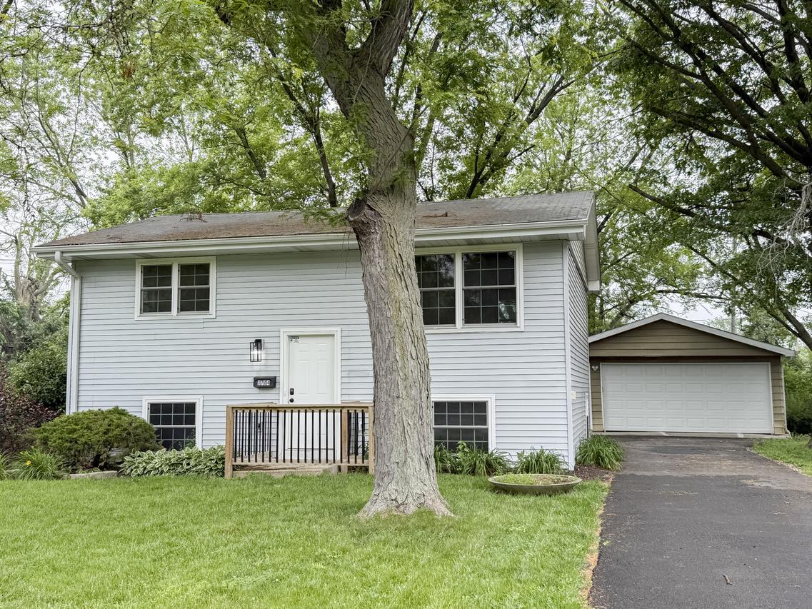 3704 Linden Rd., Richton Park, IL 60471