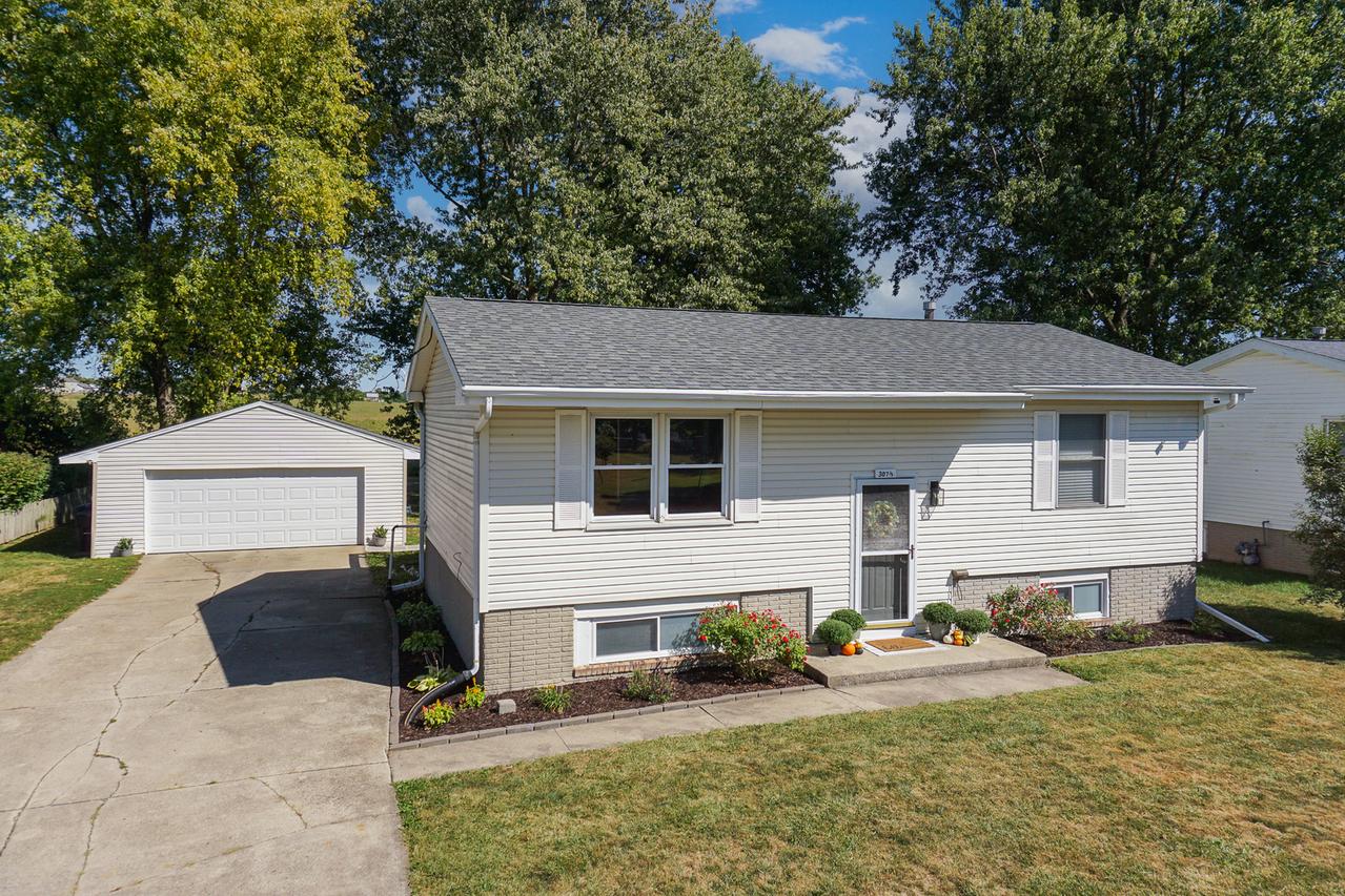 307 1/2 Church St., Carlock, IL 61725