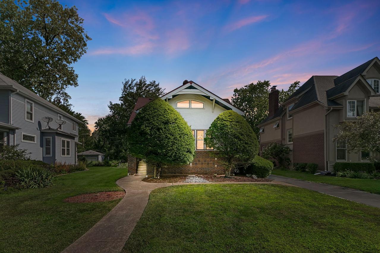 354 Lionel Rd., Riverside, IL 60546