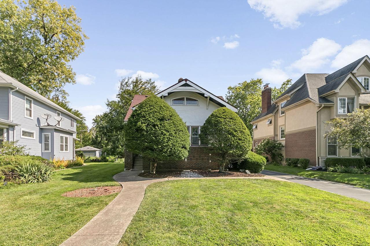 354 Lionel Rd., Riverside, IL 60546