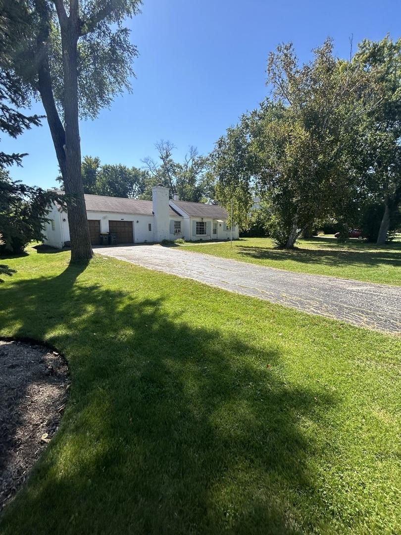 13 W Kenilworth Ave., Prospect Heights, IL 60070