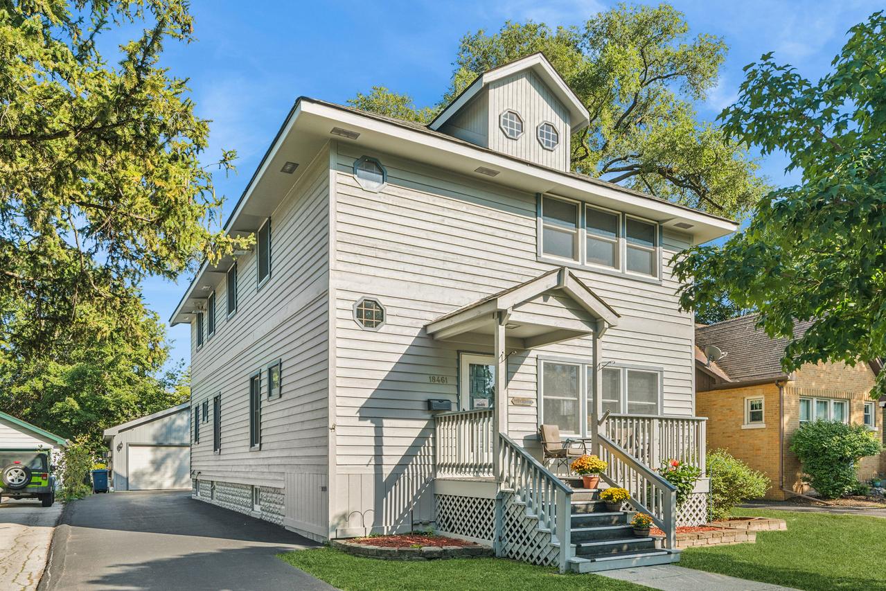 18461 Morris Ave., Homewood, IL 60430