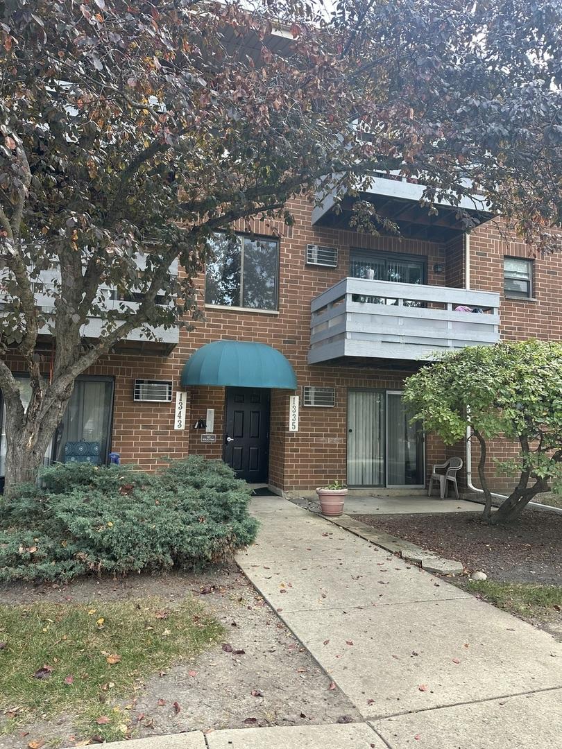 1335 N Winslowe Dr. #104, Palatine, IL 60074