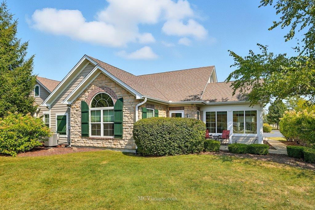 23924 W Dayfield Dr. #23B, Plainfield, IL 60586