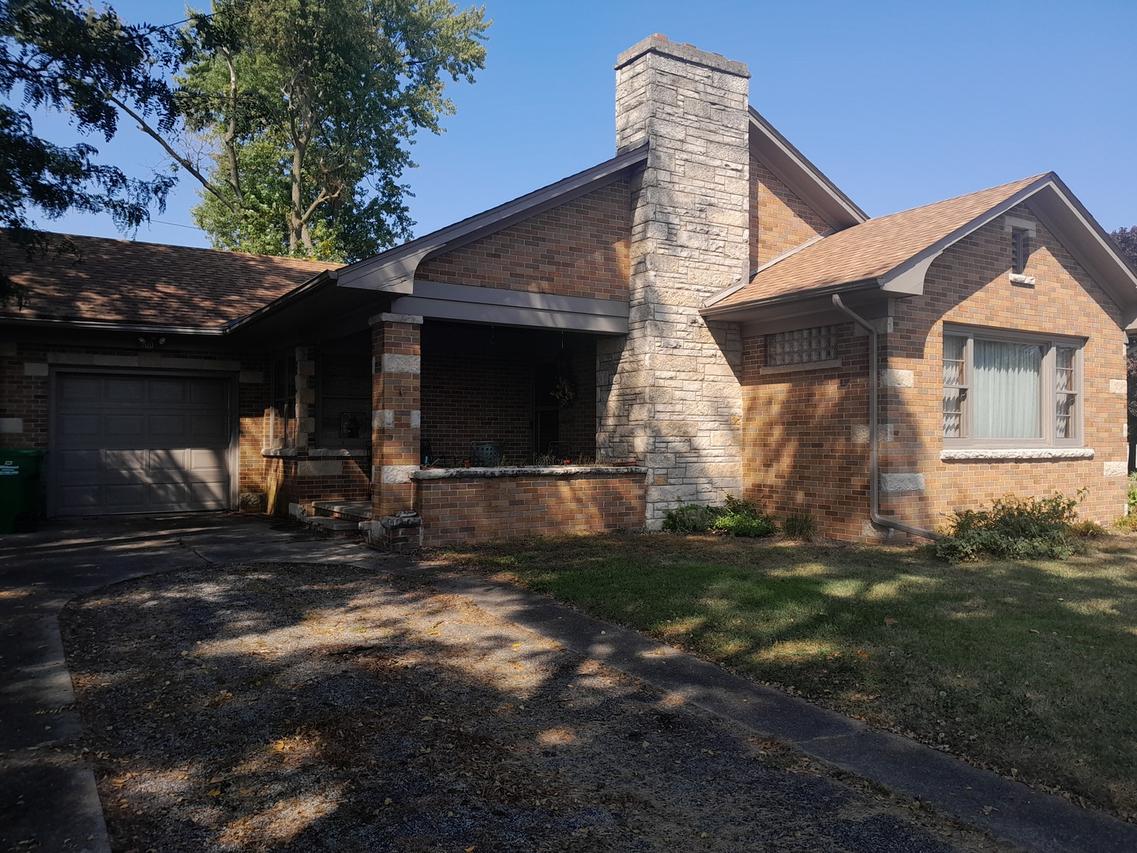 800 14th Ave., Mendota, IL 61342
