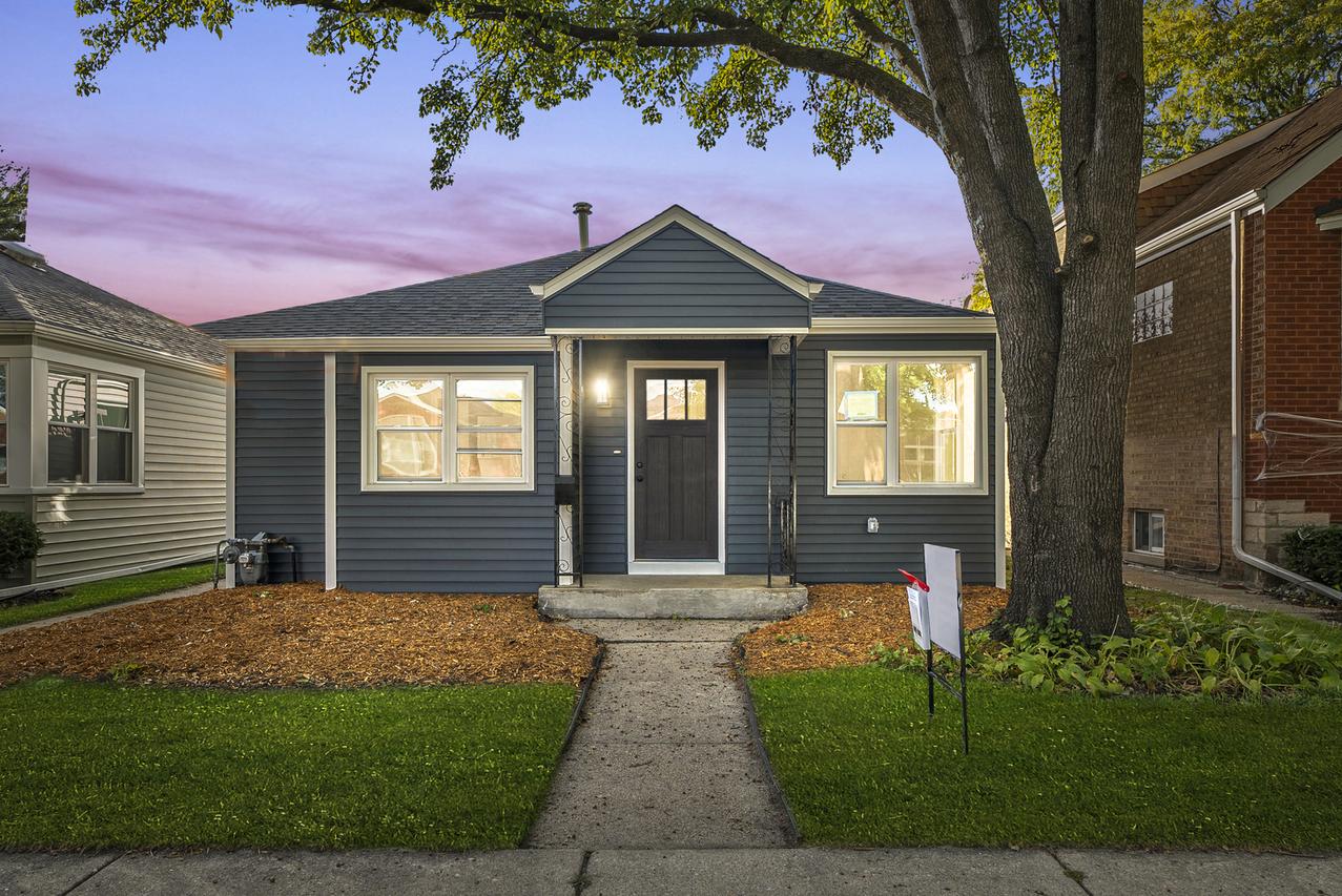 4122 Wenonah Ave., Berwyn, IL 60402