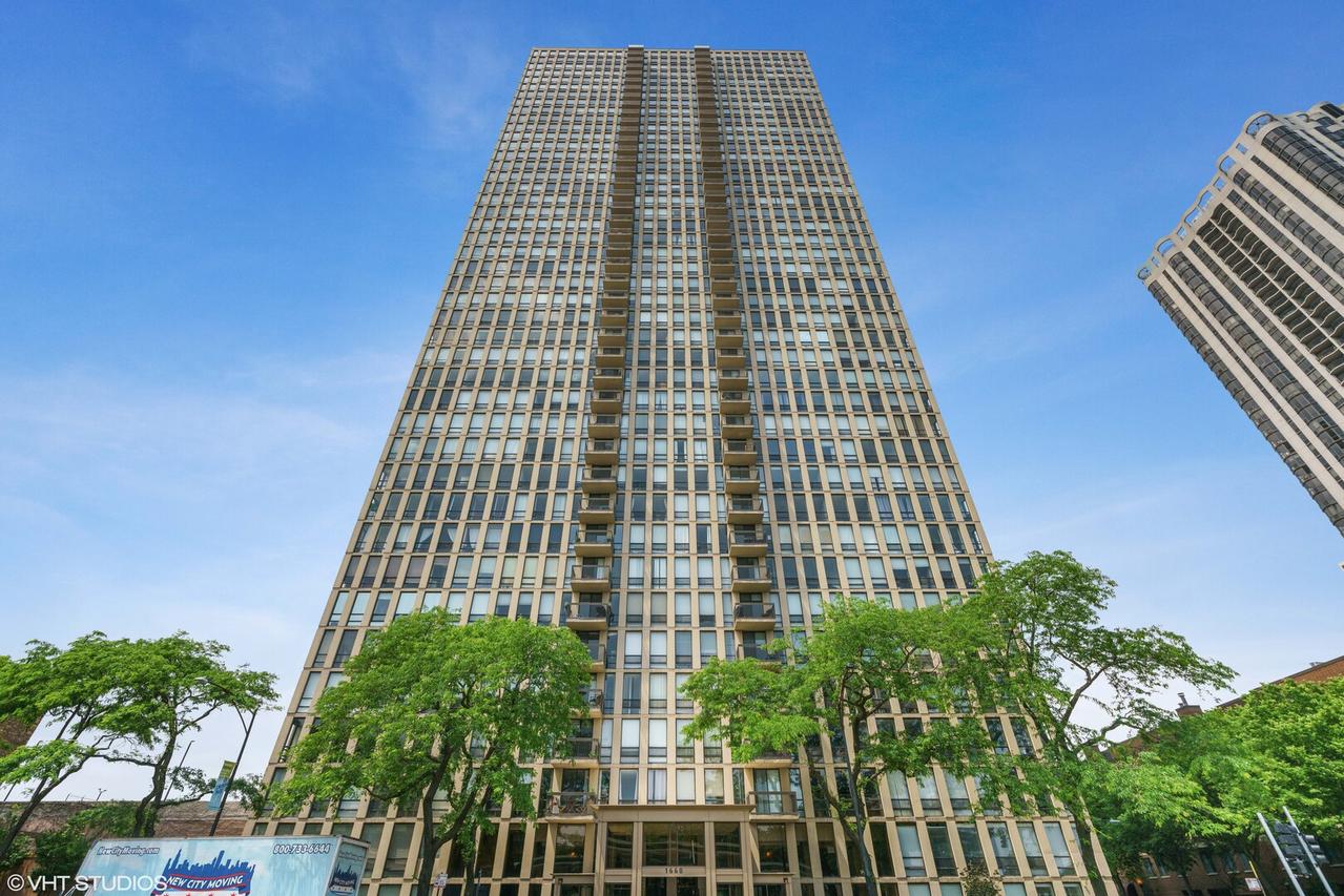 1660 N La Salle Dr. #2508, Chicago, IL 60614
