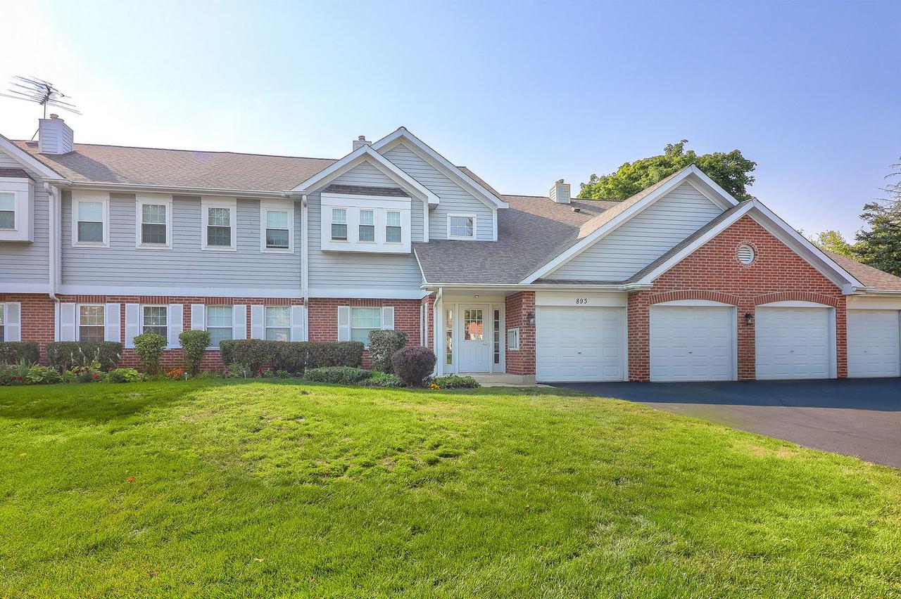 893 Nelli Ct. #101, Naperville, IL 60563