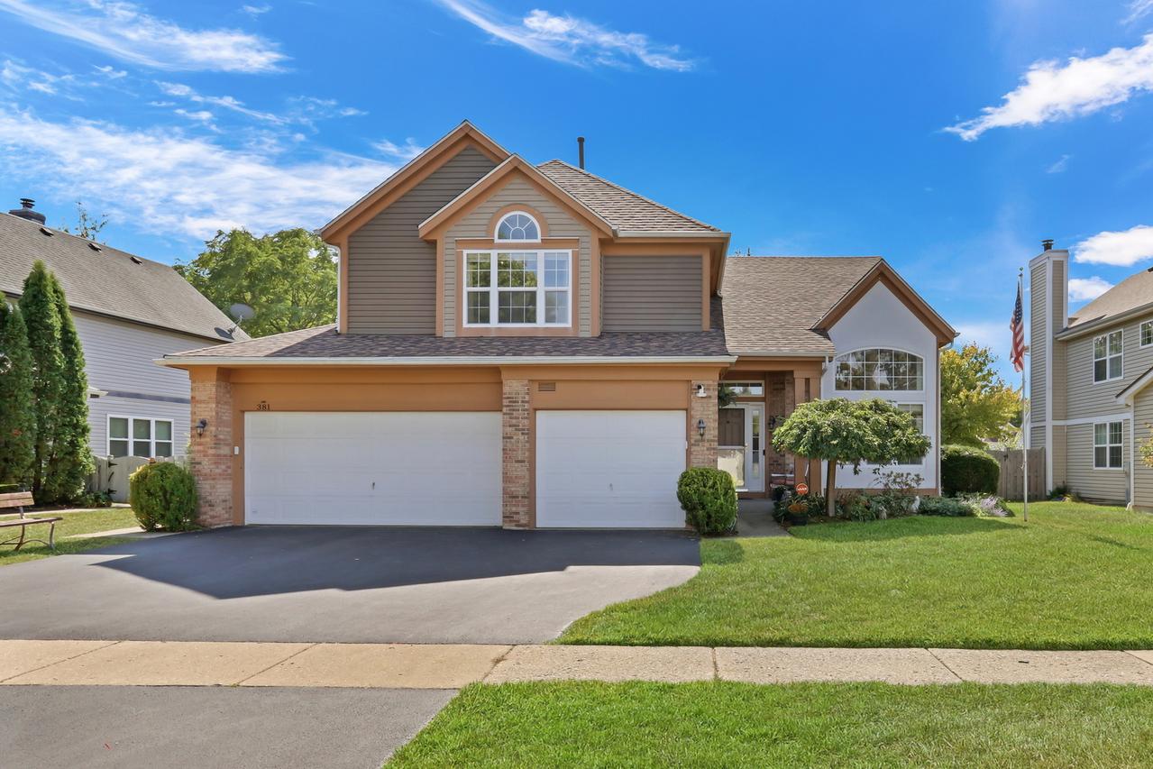 381 Gatewood Ln., Grayslake, IL 60030