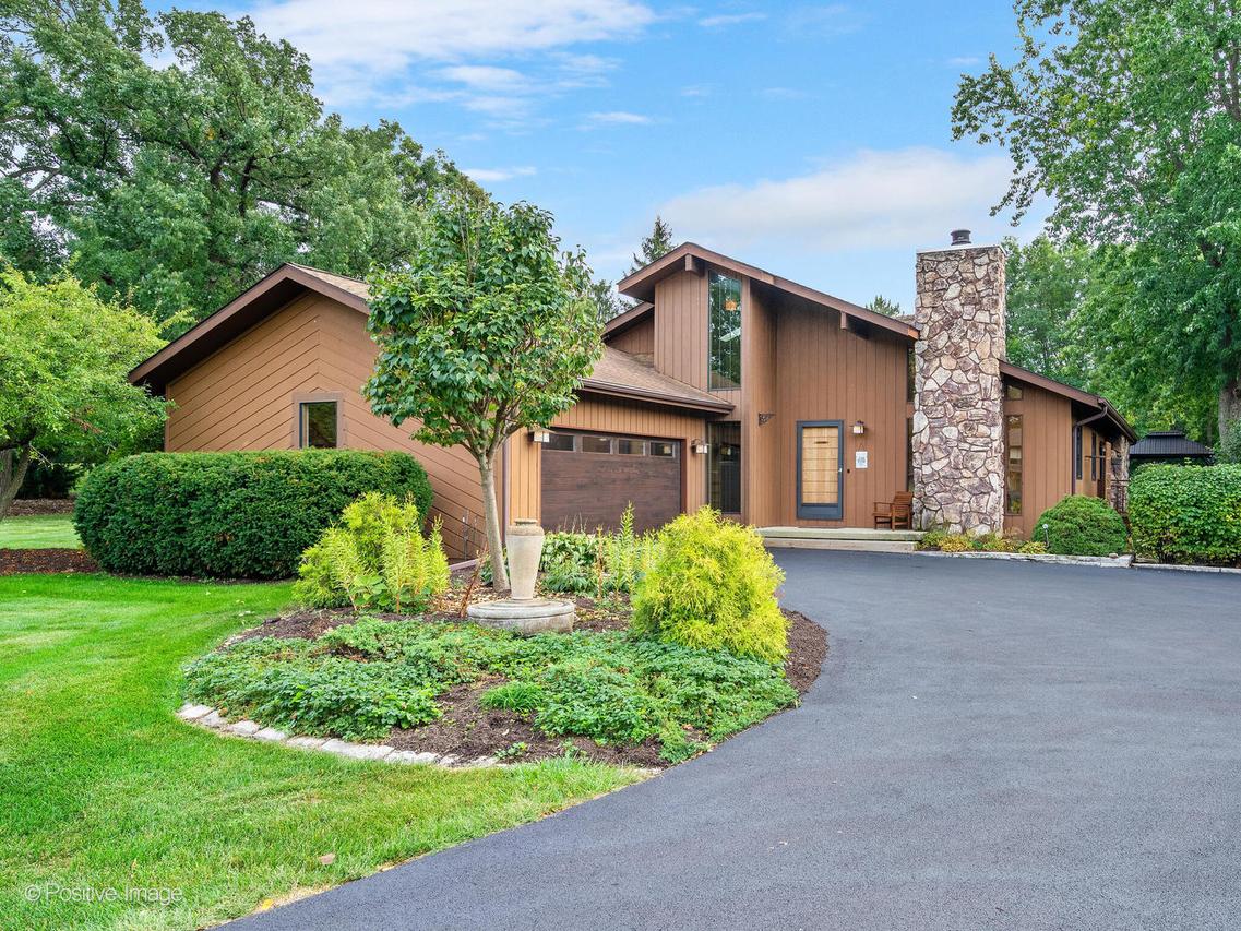 40W455 Atchison Dr., Hampshire, IL 60140