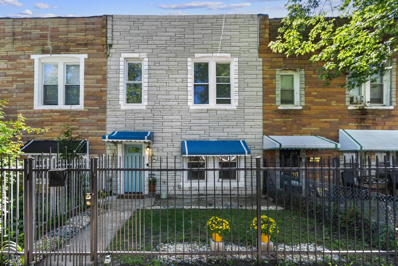 3721 W Ferdinand St., Chicago, IL 60624