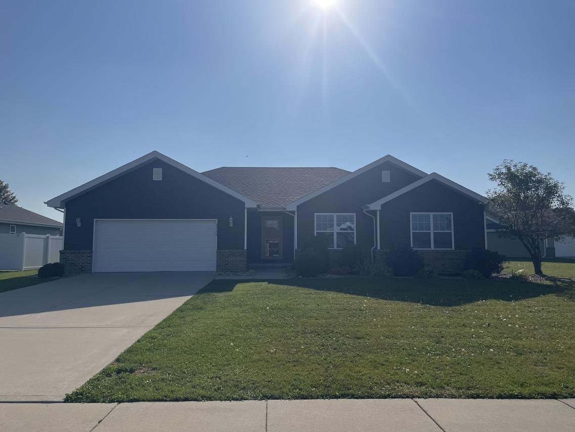 5734 Old Manor Rd., Bourbonnais, IL 60914