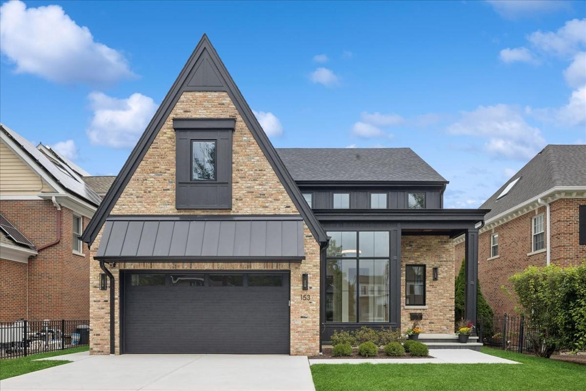 153 S Kenmore Ave., Elmhurst, IL 60126