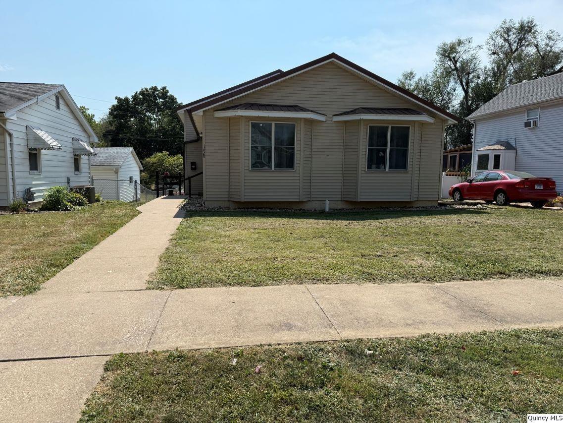 1628 Spruce St., Quincy, IL 62301