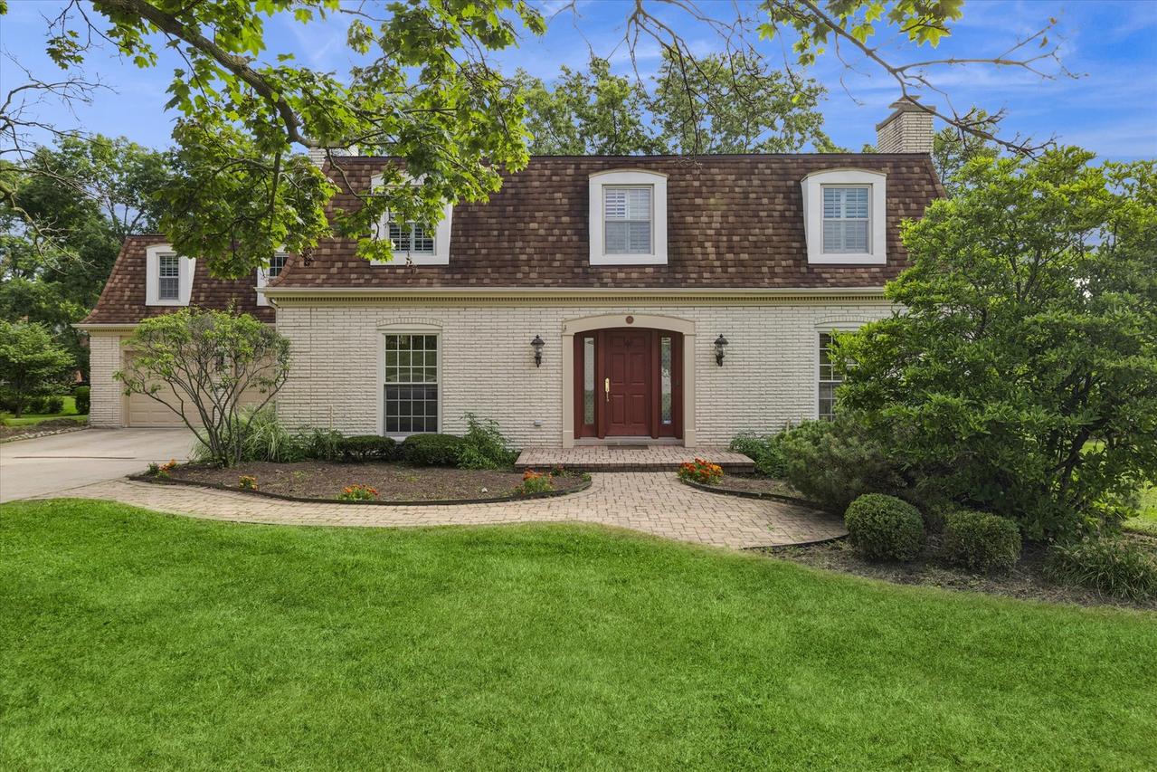 18 Shelburne Dr., Oak Brook, IL 60523