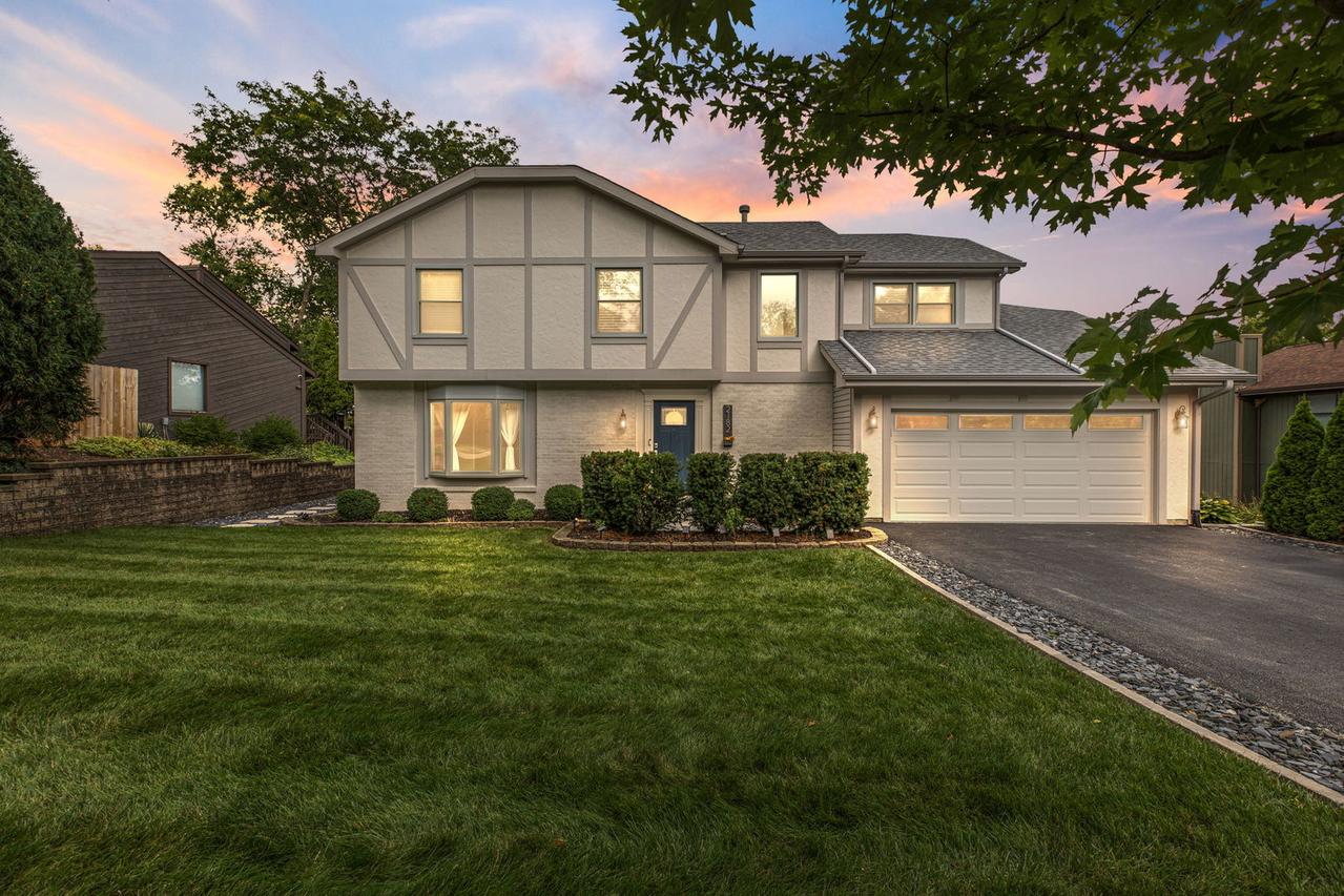 2182 Carriage Hill Rd., Lisle, IL 60532